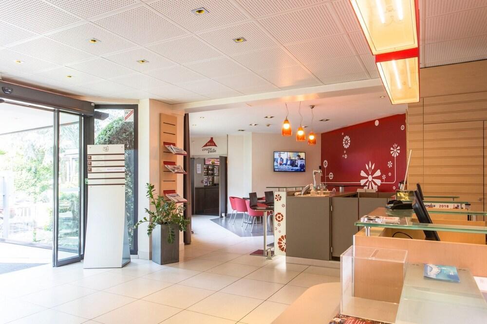 Ibis Senlis Hotel Санлис Екстериор снимка