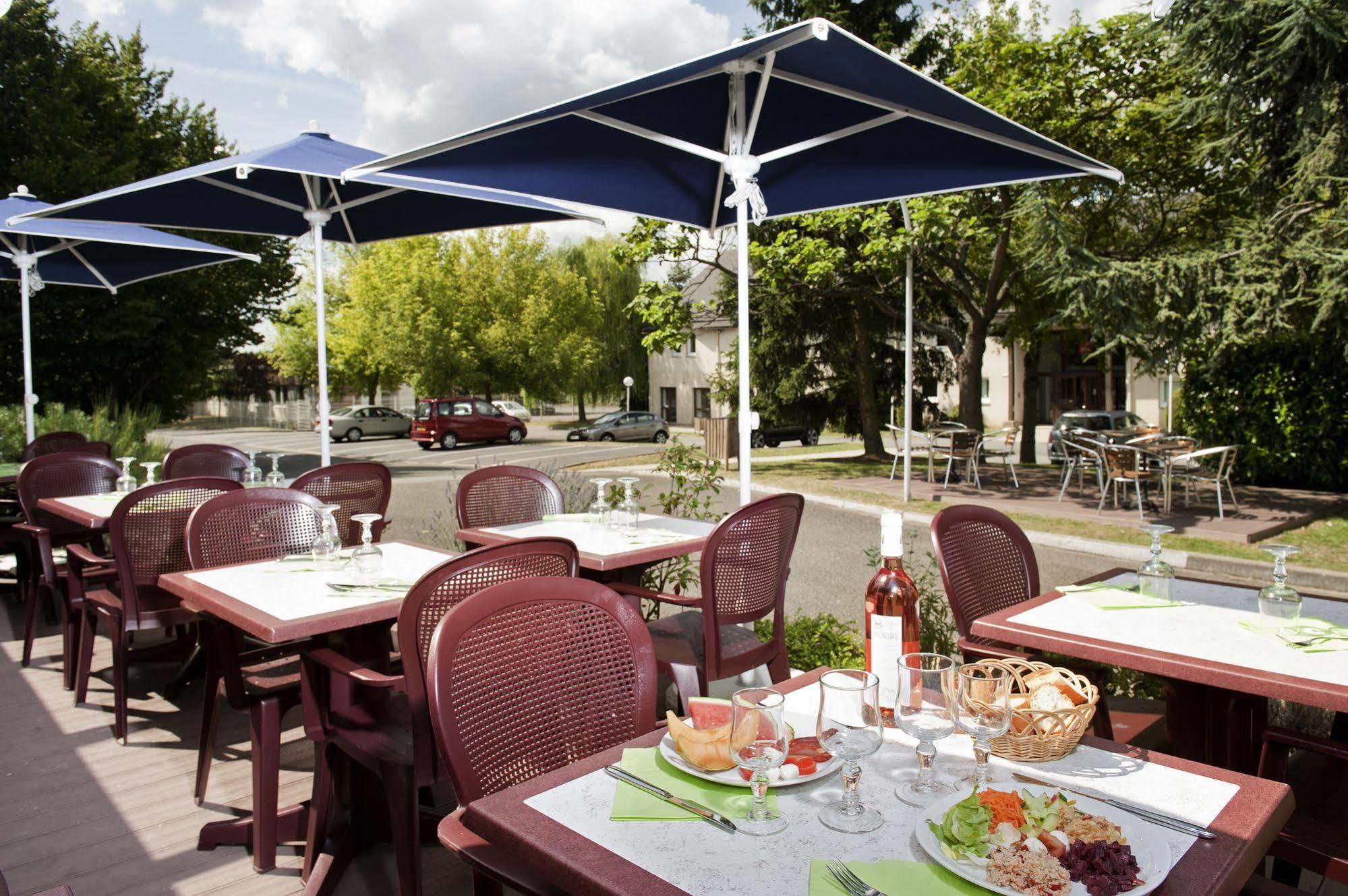 Ibis Senlis Hotel Екстериор снимка